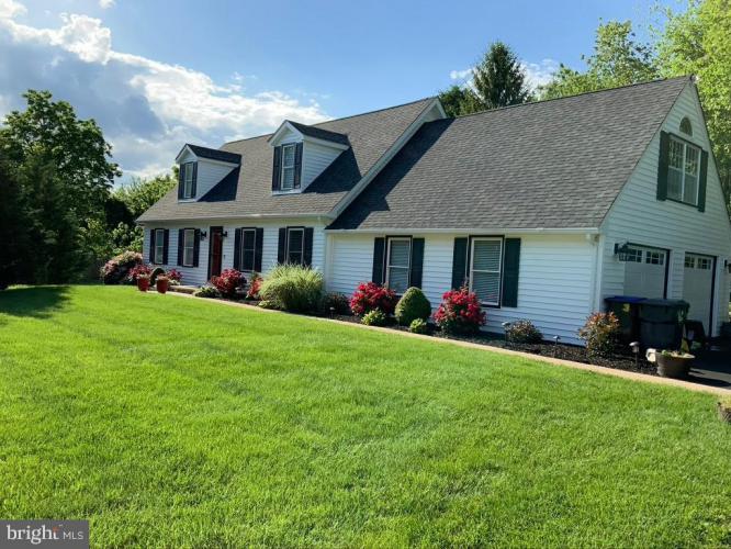 3 Center Avenue, Trappe PA 19426 for sale by EveryHome Realtors