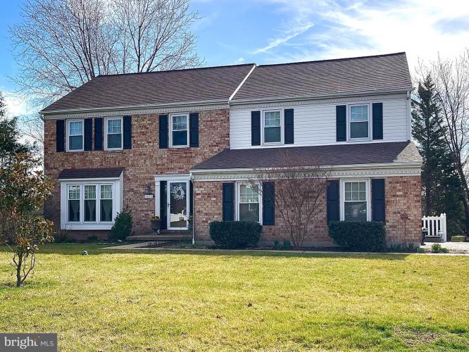 2612 Cresswell Drive, East Norriton PA 19401 for sale by EveryHome Realtors