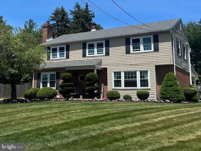 3029 Runnymede Drive, Plymouth Meeting PA 19462 for sale by EveryHome