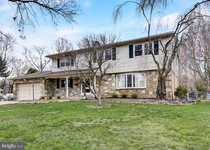 31 Oakland Avenue, Lansdale PA 19446 for sale by EveryHome Realtors