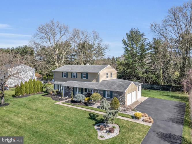 3697 Warfield Drive, Huntingdon Valley PA 19006 for sale by EveryHome