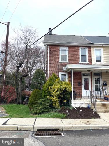 Photo of 121 S 3rd Street, North Wales PA