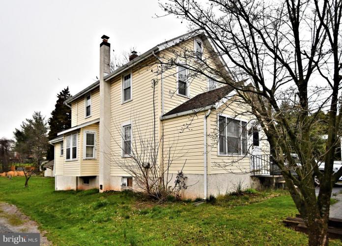 93 W Third Avenue, Trappe PA 19426 for sale by EveryHome Realtors