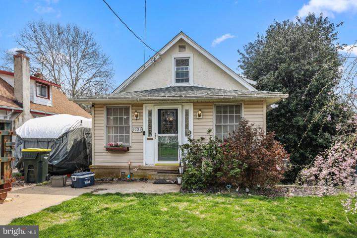 Photo of 1529 Willow Avenue, Willow Grove PA