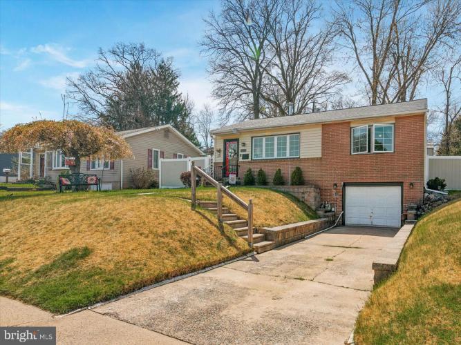 Photo of 206 Overlook Avenue, Willow Grove PA