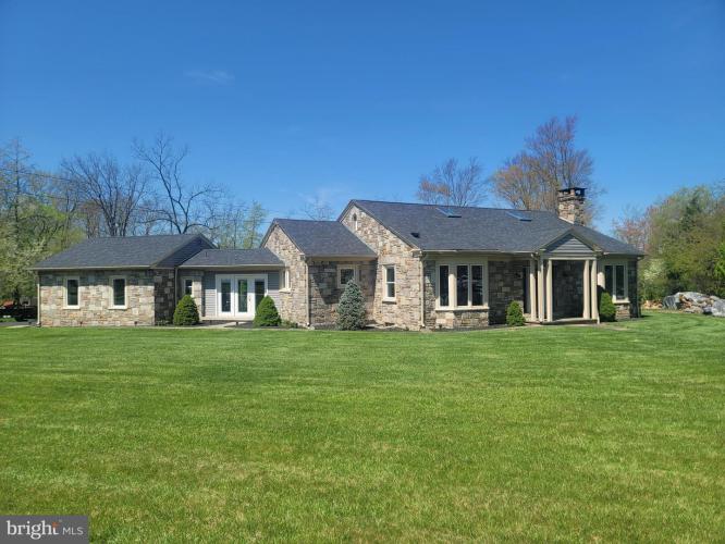 Photo of 1856 N Line Street, Lansdale PA