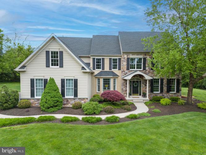 2305 Old Forty Foot Road, Harleysville PA 19438 for sale by EveryHome