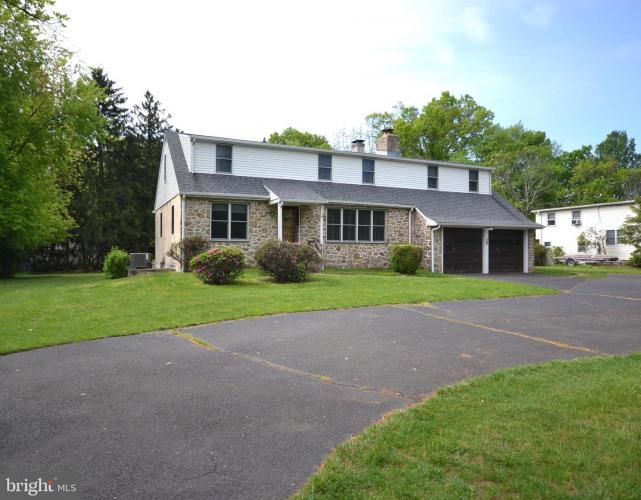 621 Norristown Road, Horsham PA 19044 for sale by EveryHome Realtors