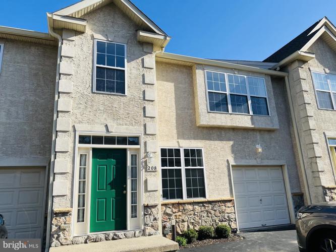 208 Warwick Way, North Wales PA 19454 for sale by EveryHome Realtors