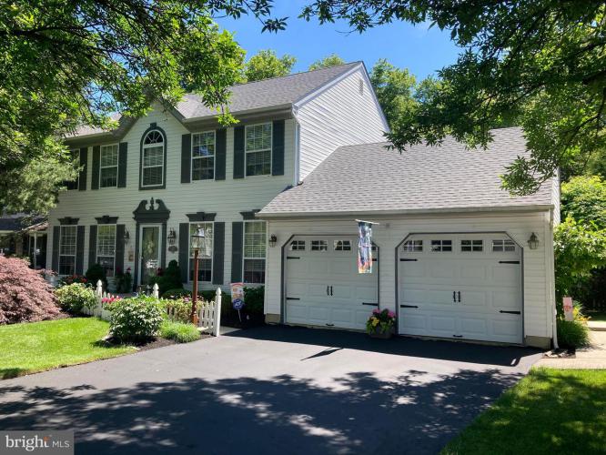 102 Pemberton Court, North Wales PA 19454 for sale by EveryHome Realtors