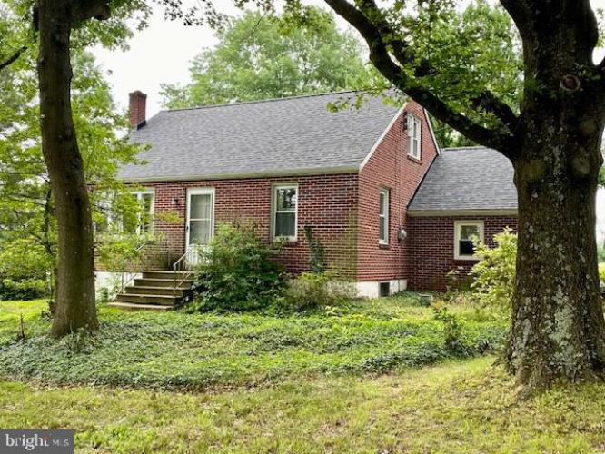 2786 N Charlotte Street, Gilbertsville PA 19525 for sale by EveryHome