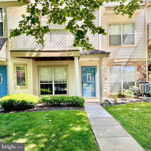 803 Foxmeadow Drive Condo803, Royersford PA 19468 for sale by EveryHome