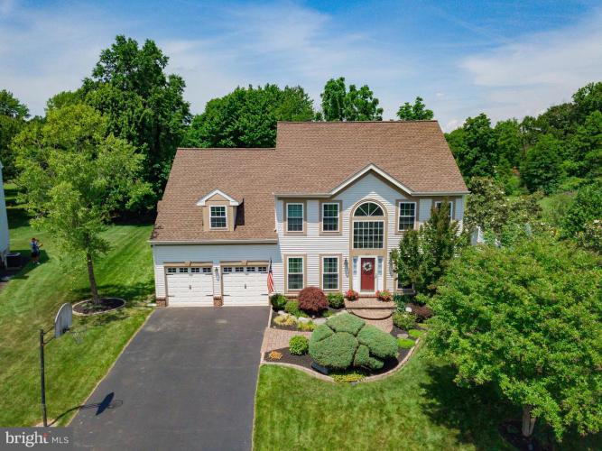 320 Hidden Creek Drive, Hatboro PA 19040 for sale by EveryHome Realtors