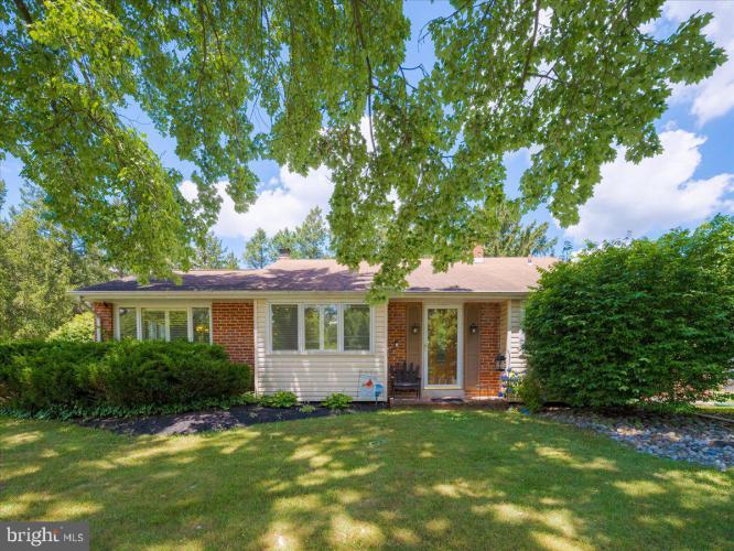 2739 Lantern Lane, Audubon PA 19403 for sale by EveryHome Realtors