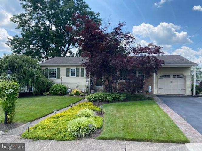 306 Northview Avenue, Telford PA 18969 for sale by EveryHome Realtors