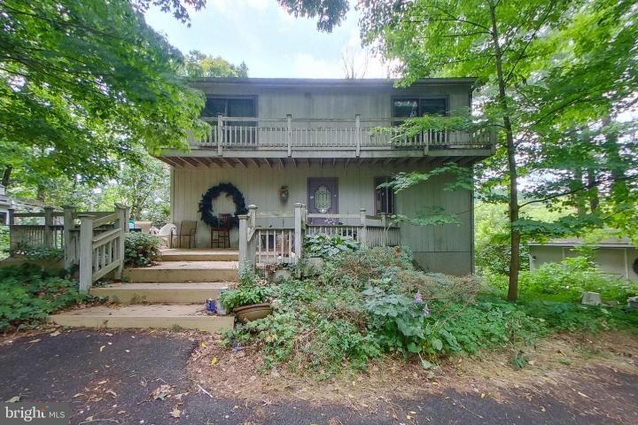 Photo of 211 Silverbrook Drive, Schwenksville PA