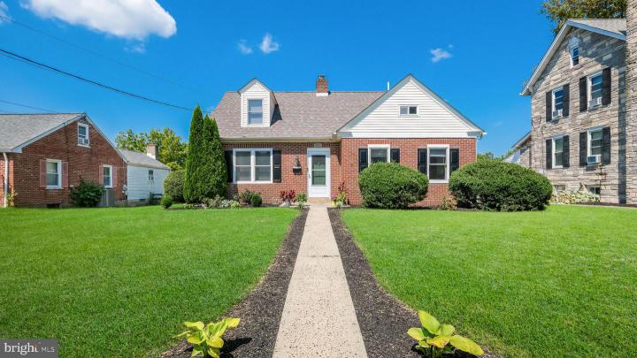 Photo of 229 W Chestnut Street, Souderton PA