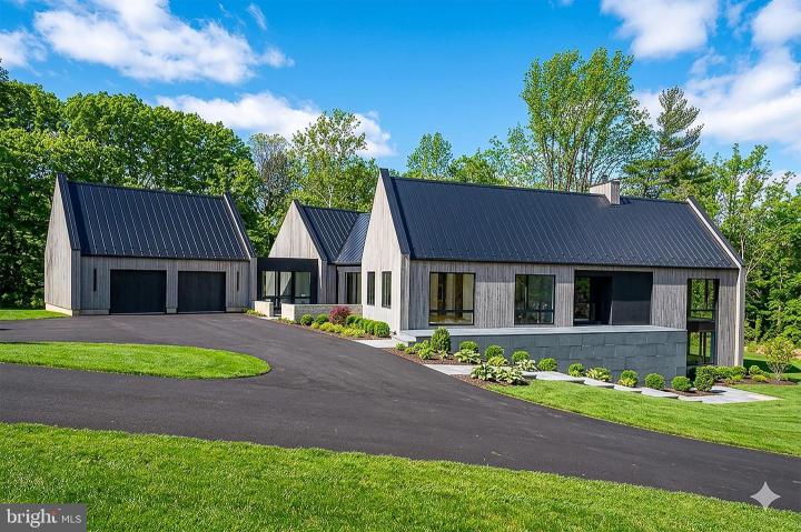 Photo of 30 E Old Gulph Road