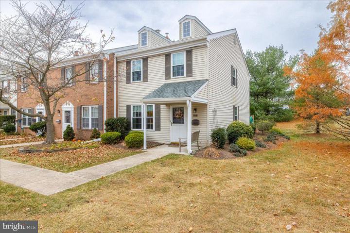 Photo of 410 Centennial Court, Lansdale PA