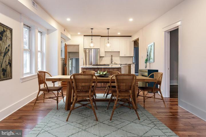 Photo of 208 2nd Avenue, Mont Clare PA