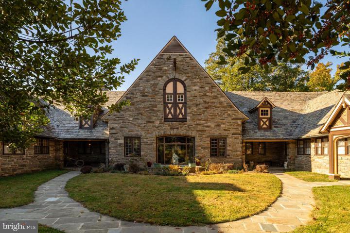 Photo of 7919 Washington Lane, Wyncote PA