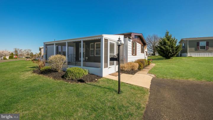 Photo of 317 Neshaminy Falls Cir Circle, North Wales PA