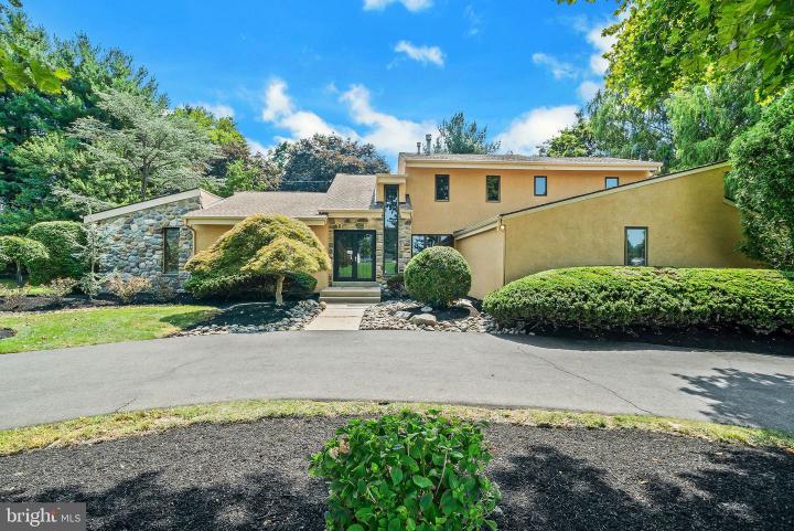 Photo of 468 Long Lane, Huntingdon Valley PA