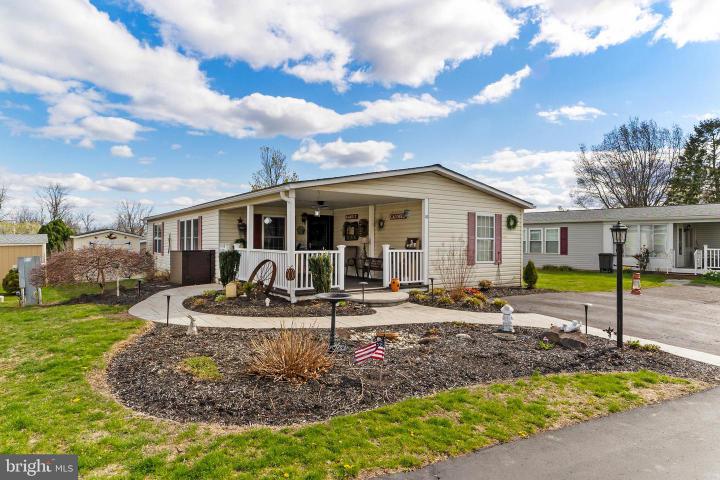 Photo of 10 Queen Anne Way, Souderton PA