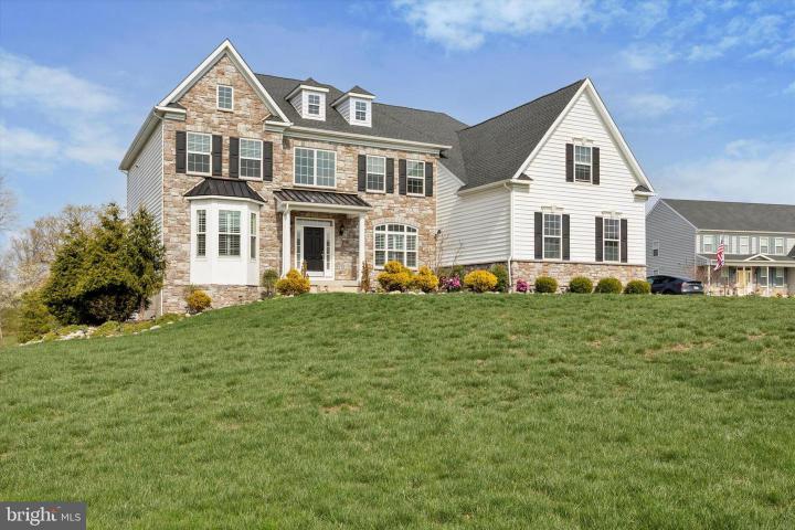 Photo of 111 Raymond Lane