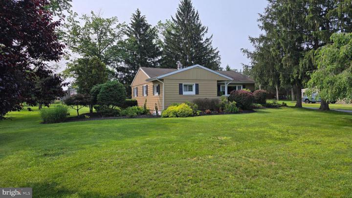 Photo of 1030 Walt Road, Pennsburg PA