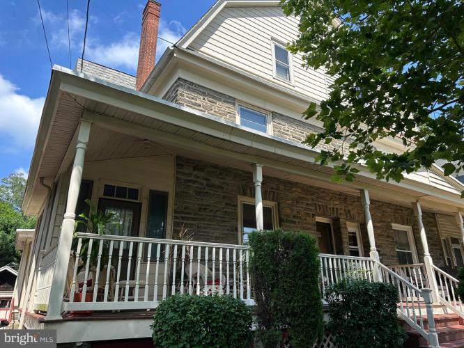 Photo of 116 Township Line Road, Jenkintown PA