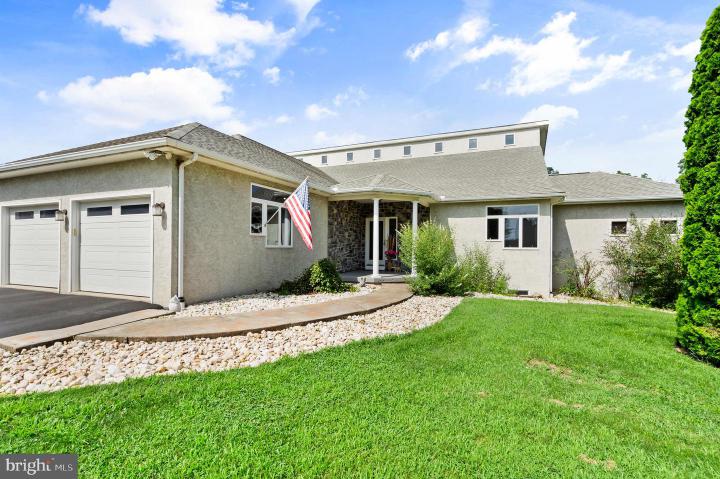 Photo of 213 Cross Road, Gilbertsville PA