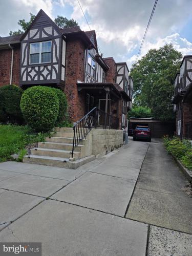 Photo of 8237 Brookside Road, Elkins Park PA