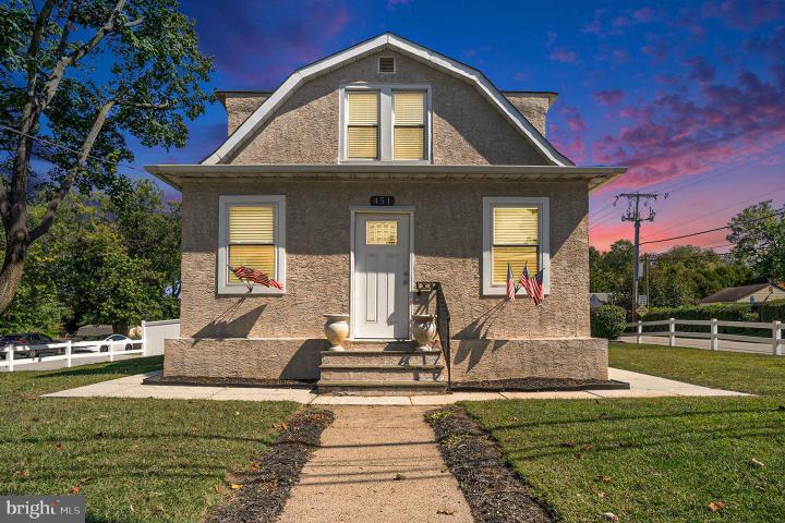 Photo of 451 Ridge Pike, Lafayette Hill PA