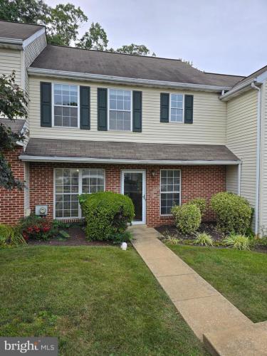 Photo of 73 Village Drive, Schwenksville PA