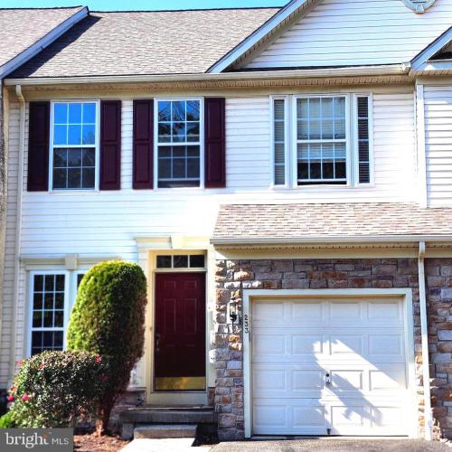 Photo of 233 Creekside Drive, Pottstown PA