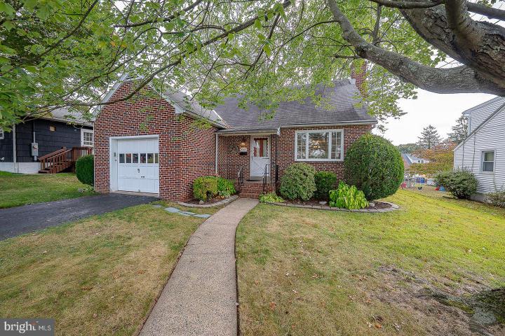Photo of 642 Willow Street, Pottstown PA