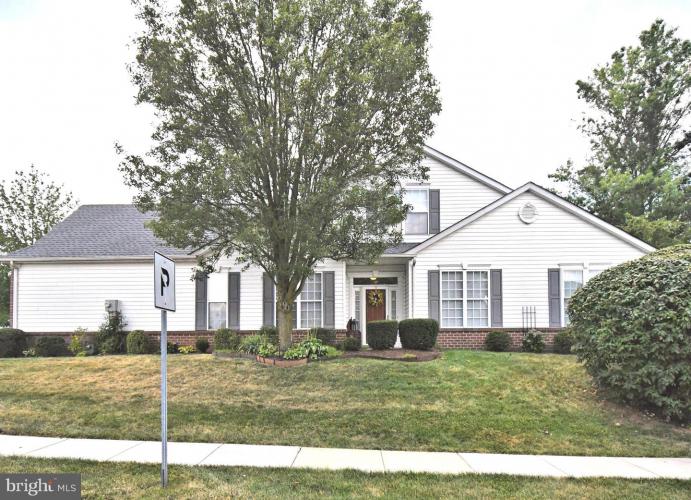 Photo of 2 Newbury Way, Lansdale PA