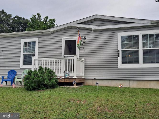 Photo of 906 Lakeview Drive, Green Lane PA