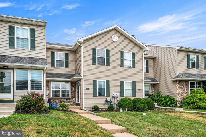 Photo of 1160 Pin Oak Drive, Perkiomenville PA