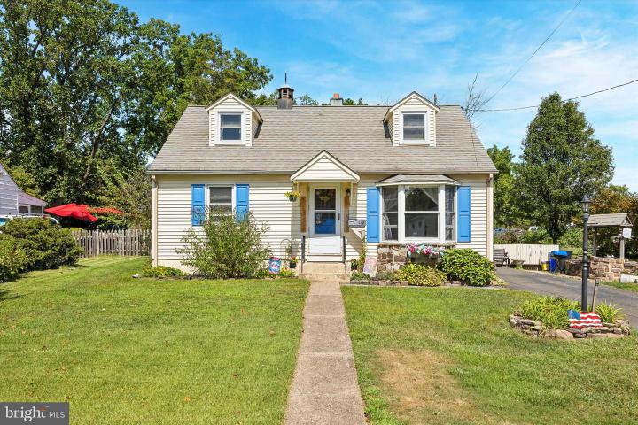 Photo of 40 W Lehman Avenue, Hatboro PA