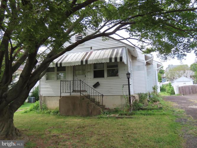 Photo of 103 Center Avenue, Willow Grove PA