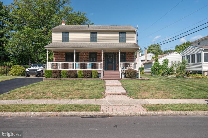 Photo of 137 Avondale Rd, Norristown PA