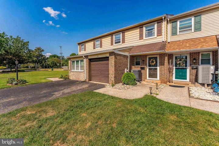 Photo of 112 Orchard Court, Royersford PA