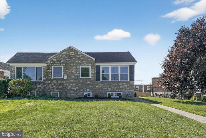 Photo of 604 Calamia Drive, Norristown PA
