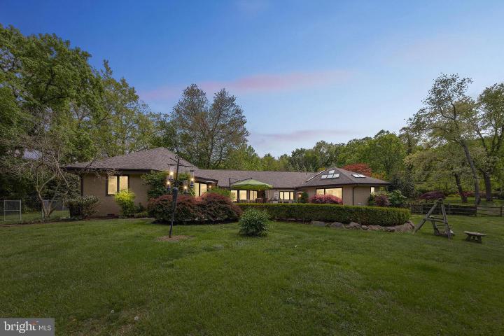 Photo of 745 Germantown Pike