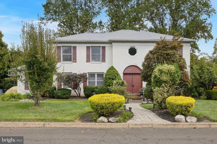 Photo of 21 Roy Lane