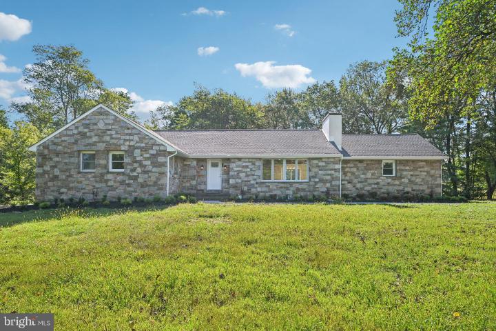 Photo of 711 E Butler Pike, Ambler PA