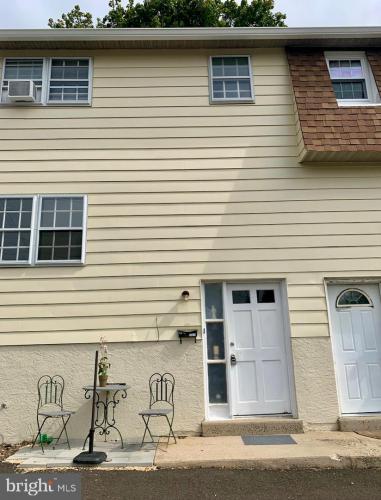 Photo of 112 Byberry Road 2, Hatboro PA