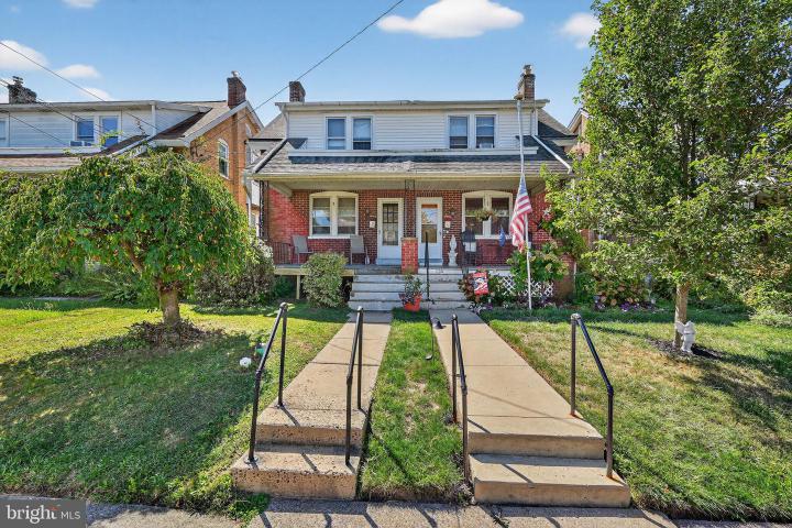 Photo of 124 E 5th Street, Lansdale PA